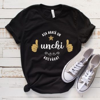 TRICOU-PERSONALIZAT-ASA-ARATA-un-UNCHI-ADEVARAT