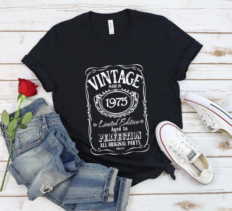 Tricou Personalizat Vintage Made In 1975 Aged To Perfection